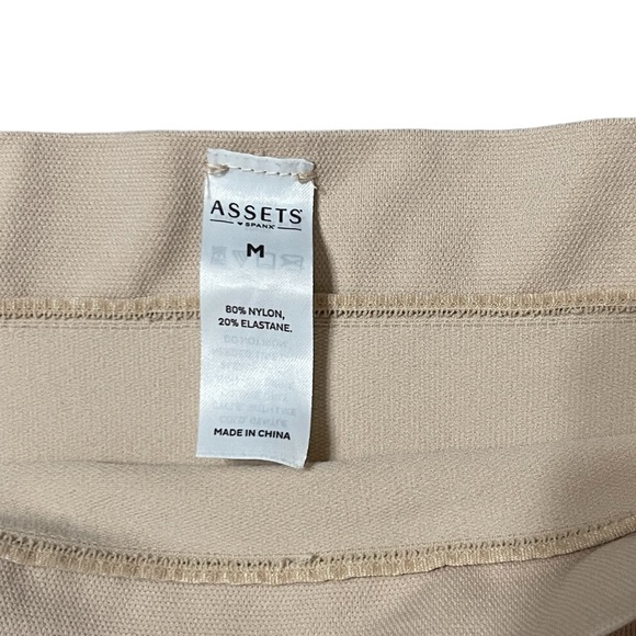 Spanx Assets Shaping Shorts Nude M - Picture 4 of 4